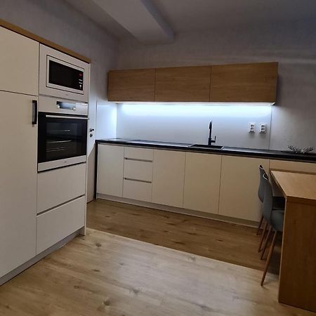 Apartman Hestia 5 라젝크테플리스 외부 사진