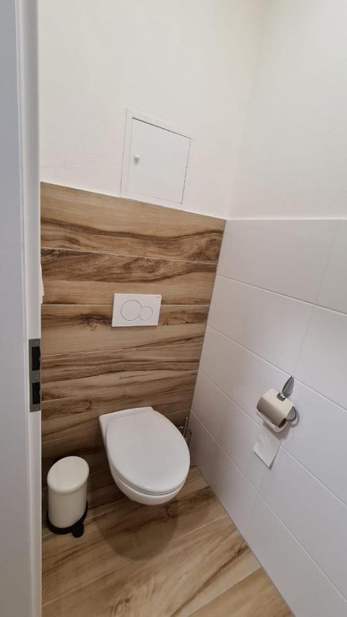 Apartman Hestia 5 라젝크테플리스 외부 사진